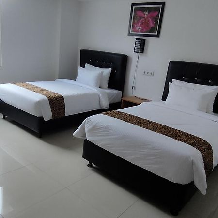 Golden Ganesha Hotel Yogyakarta By Ecommerceloka Gondowulung Exterior foto
