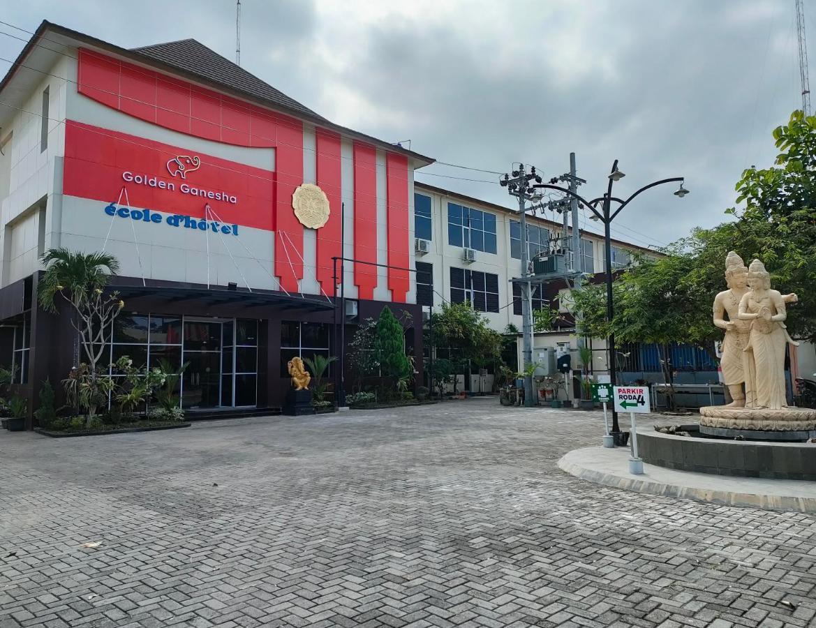 Golden Ganesha Hotel Yogyakarta By Ecommerceloka Gondowulung Exterior foto